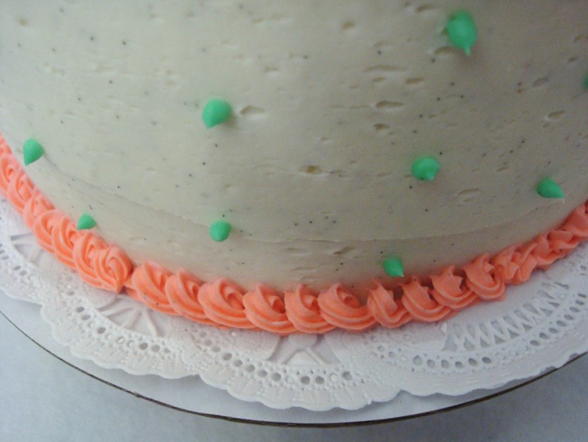 Coral Edging Using an Open Star Pastry Tip
